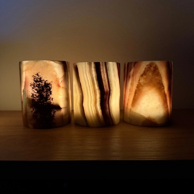 Svícen z aragonitu na čajovou svíčku - válec 9,5 cm Varianta: Woodsy kolekce – Zboží Dáma