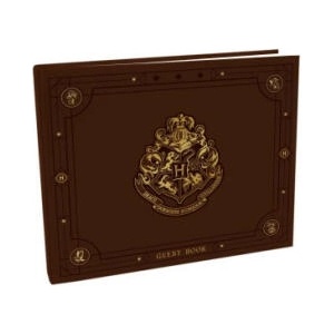 Harry Potter: Hogwarts Guest Book (2023)
