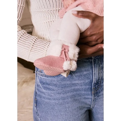 Mayoral Декоративни ботуши трикотаж в розов цвят за новородено момиче Mayoral