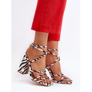 Step in style Дамски сандали с ток модел 193939 Step in style