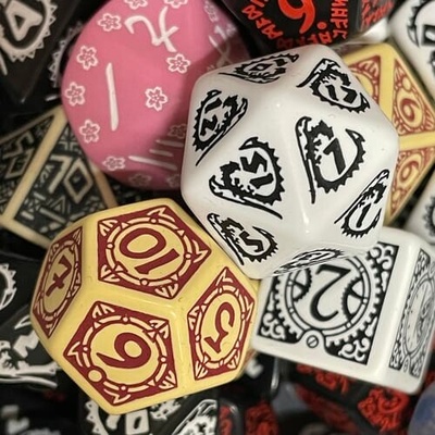 Q-workshop Náhodná Zdobená kostka – Zbozi.Blesk.cz