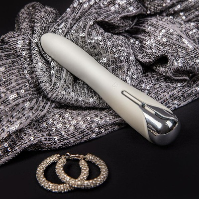 Satisfyer Spinning Vibe Beige 1 Klasický s funkcí rotace
