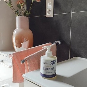 WoodenSpoon tekuté mydlo Levanduľa 300 ml