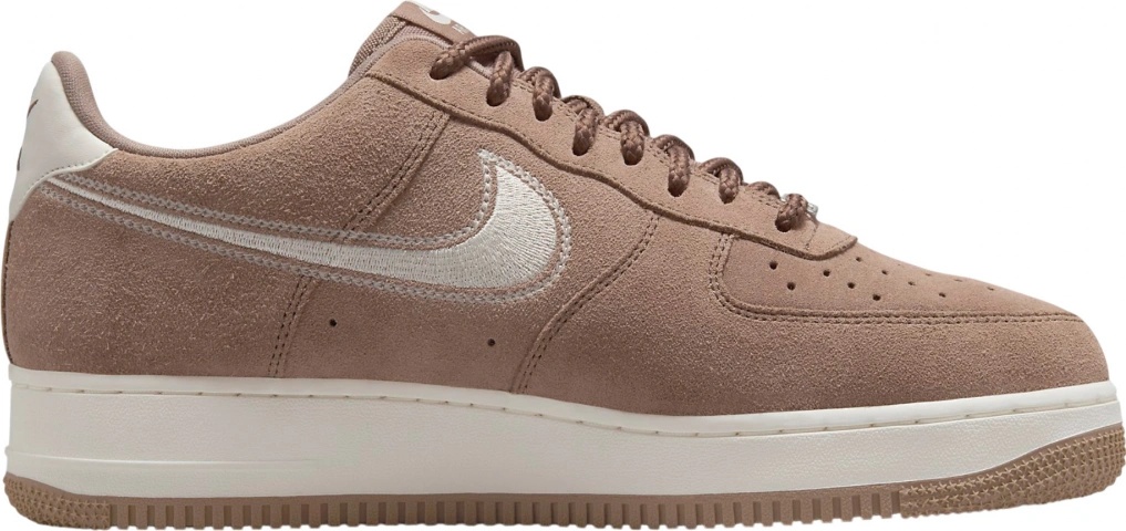 nike air force mid 07 lv8