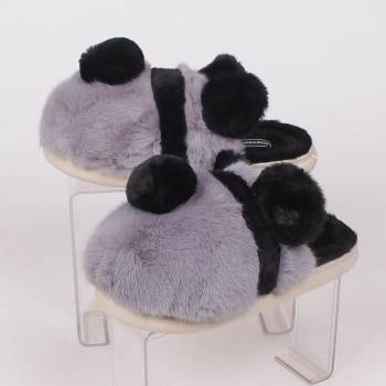 Image 1 of Пухкави домашни пантофи в сиво и черно