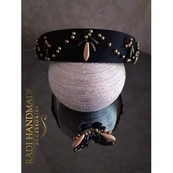 Image 1 of Radi handmade Черна диадема със зелени кристали и перли (327)