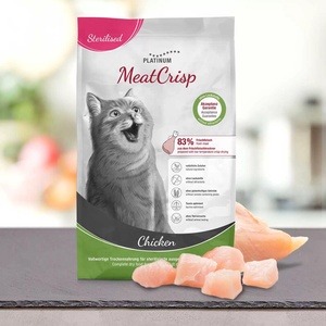 PLATINUM MeatCrisp Sterilised Chicken - Премиум суха храна за кастрирани котки с 83% прясно пилешко месо 400гр