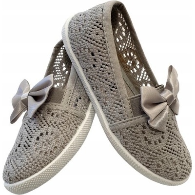 Tenisky s čipkovanými vložkami popolavé