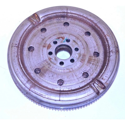 setrvačník VW Passat B7 3AA 2,0 TDi CFF 103 KW PBF 6A 03L105266AK 03L105266DE