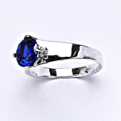 Čištín stříbrný se syntetickým spinelem T 1082 S