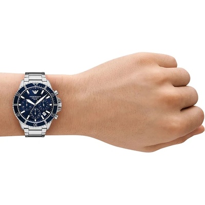 Giorgio Armani Часовник Emporio Armani WORLD EXPLORER (AR11681)