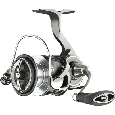 Daiwa 24 Luvias PC LT 3000 D