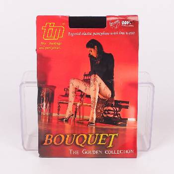 Фигурален чорапогащник в черен цвят с декорация - цветя