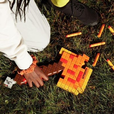 Hasbro NERF MINECRAFT FIREBRAND