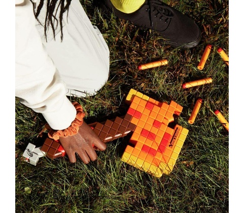 Hasbro NERF MINECRAFT FIREBRAND