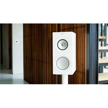 KEF R3