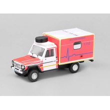 Schuco MercedesBenz GClass 1980 Red Cross Sanitka 1:87