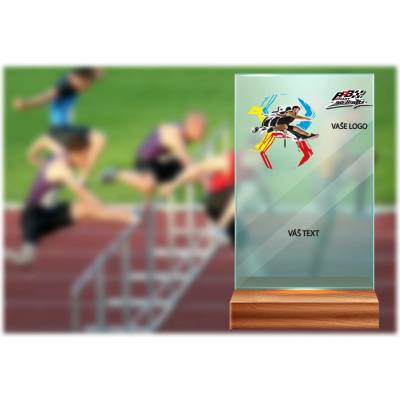 Skleněná trofej na dřevěném podstavci Překážkový běh Výška: 17 cm