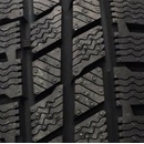RoadX WC01 215/70 R15 113/111S