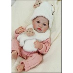 Man Yuk Toys Reborn бебе момиченце с шал, шапка и аксесоари - 43 см (QM24103)