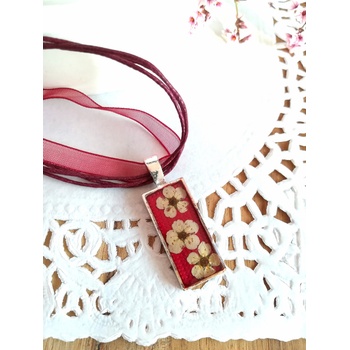 Meganflo Бели върбинки на червен фон