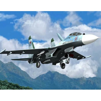 Trumpeter Sukhoy Su-27 UB Flanker C 1:32
