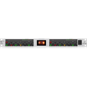 BEHRINGER MIC2200 V2 Усилватели