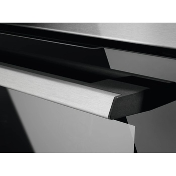 Electrolux EOE7P31X