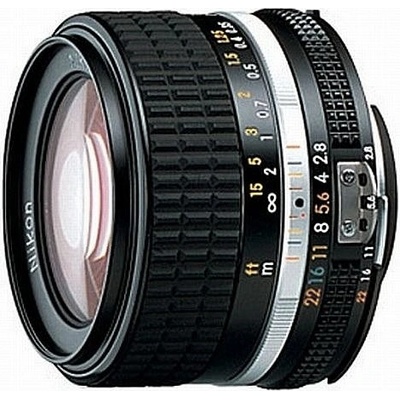 Nikon Nikkor AF 28mm f/2.8D