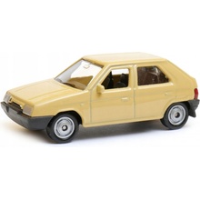 Welly Auto Škodakov/plast 7cm mix druhů na volný chod v krabičce 10x4x4cm 36ks v boxu 1:60