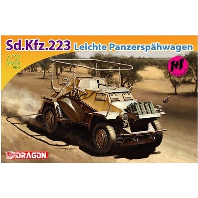 Dragon Models Sd.Kfz.223 Panzerfunkwagen 7420 1:72