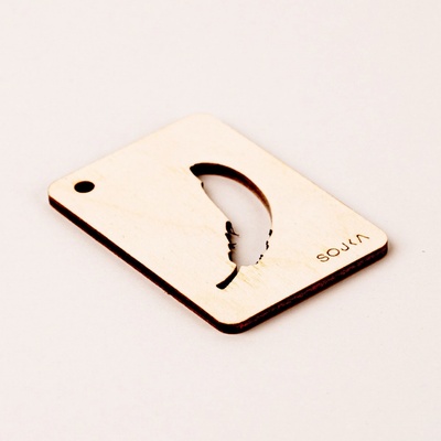 SOJKA Dřevěná vůně do auta - Pírko husté obrys