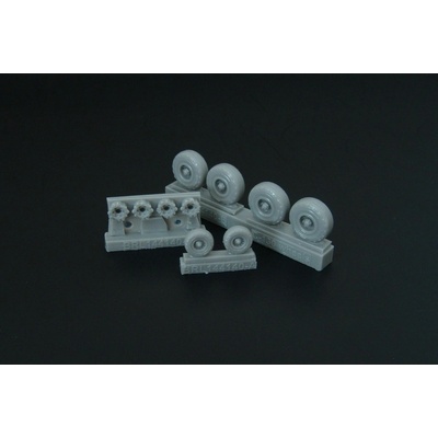 Brengun C-130 Hercules wheels resin set of wheels 1:144