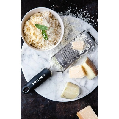 Struhadlo Microplane GOURMET s hvězdičkovými zoubky