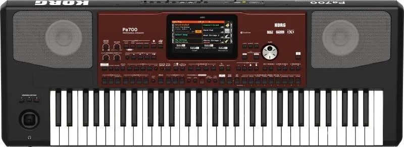 KORG Pa700