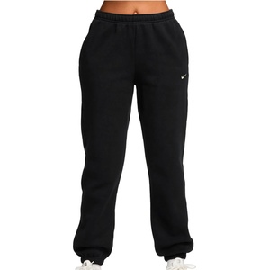 Nike Дамски анцунг долнище Nike Women's Studio Fleece MW MR Std Cuffed Pant Tracksuit trousers - Total Black / Sail (107-4858-0513)