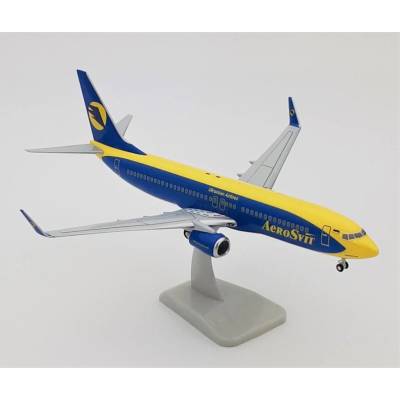 Limox Hogan B737-800 Aerosvit 1:200