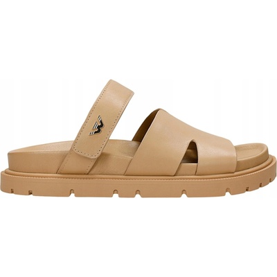 Béžové dámske kožené žabky na masívnej podrážke