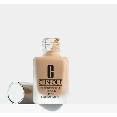 Clinique Superbalanced hydratační tekutý make-up CN90 Sand 30 ml