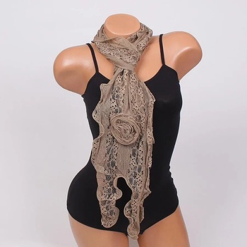 Image 1 of Дантелен шал в цвят мока с роза