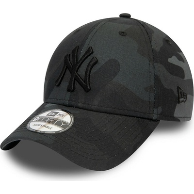 New Era League Essential 9FORTY New York Yankees Cap 12051998 12051998