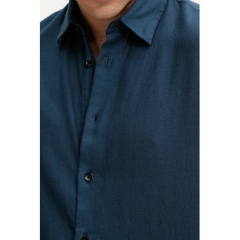 rag & bone Риза Rag & Bone в тъмносиньо със стандартна кройка с класическа яка MBW25PA018PCML (MBW25PA018PCML)