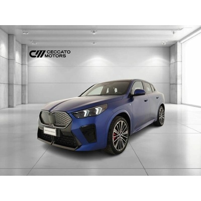 BMW iX2 xDrive30 230 kW