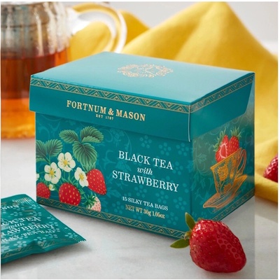 FORTNUM & MASON černý čaj S JAHODOU 15 hedvábných pyramid