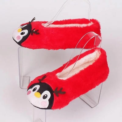 Коледни пантофи-балеринки в червен цвят с декорация