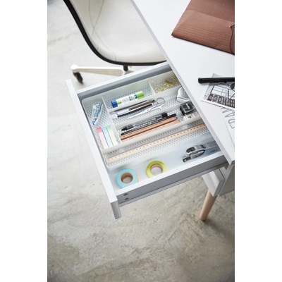 Přihrádky do zásuvky Yamazaki Tower Mesh Desk Tray, bílé