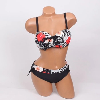 Image 1 of Бански в черно с червени и бели цветя - чашка С