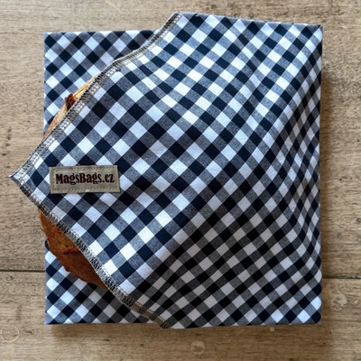 Chlebousek - modročerný-bílý kostičkatý Magsbags.cz