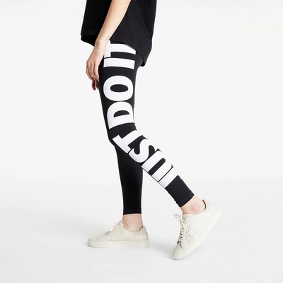 Nike Sportswear Essential čierné