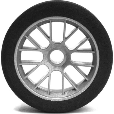 HOT RACE TIRES Machové predné gumy PAN CAR 1/10 strieborný disk sh 35 2 ks